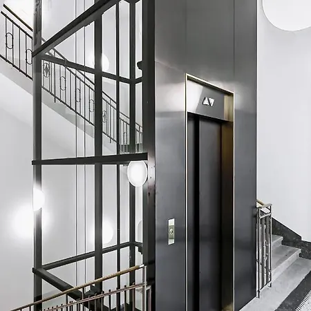 Luxury In The Centre פראג