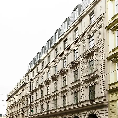 Luxury In The Centre