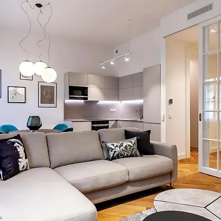 Luxury In The Centre Διαμέρισμα